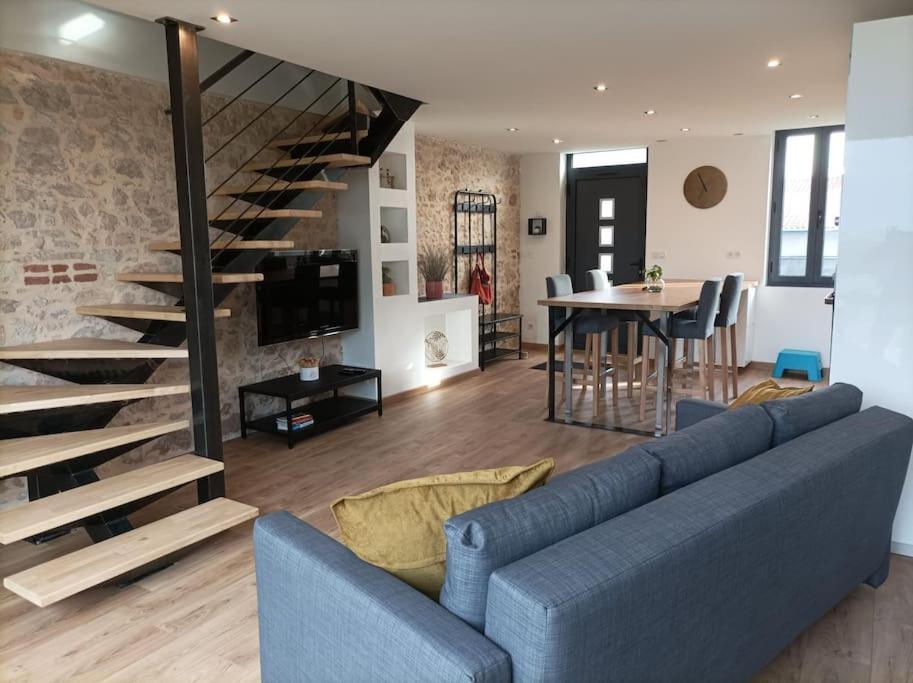 Appartement Caraman Exteriör bild